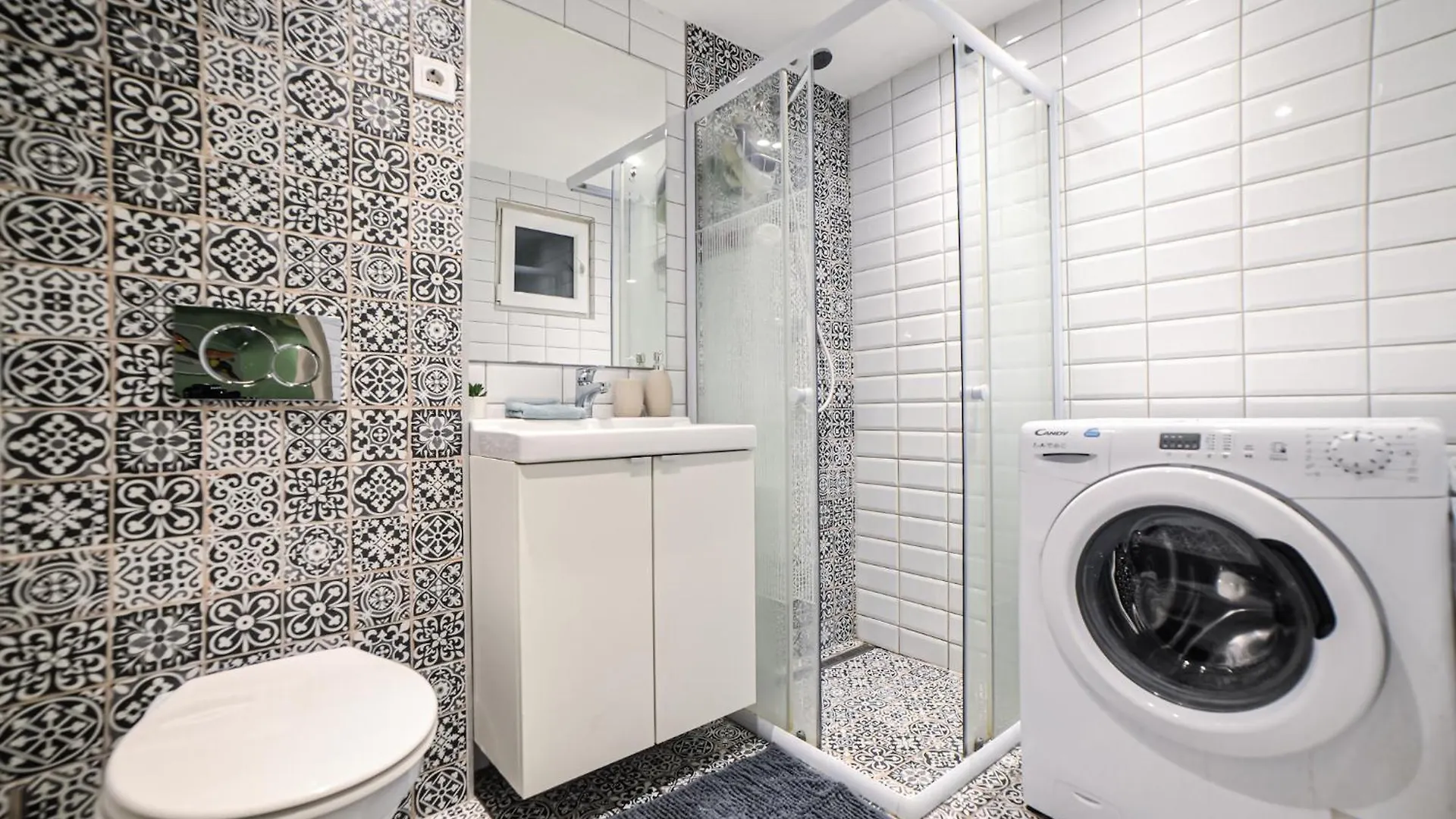 Dazzling Dob Apartment Budapest